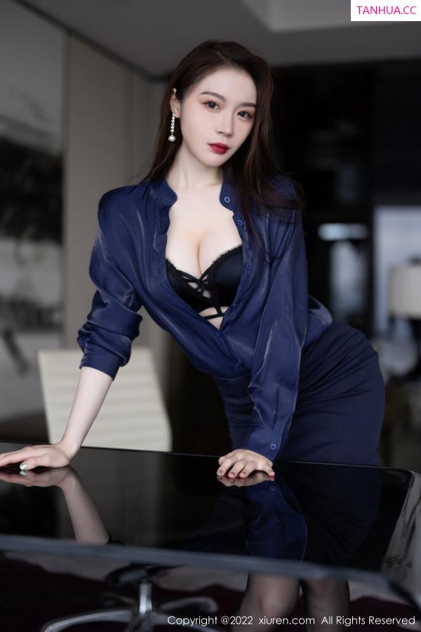 梦心玥  [XiuRen]高清写真图 2022.10.19 No.5729 梦心玥 佛山旅拍第25张图片